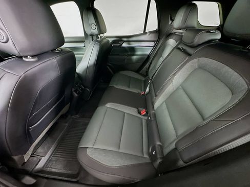 Used 2026 GMC Terrain AT4 w/ Convenience Package III AWD/4WD image 32