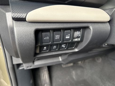 Certified 2023 Subaru Forester Limited image 21