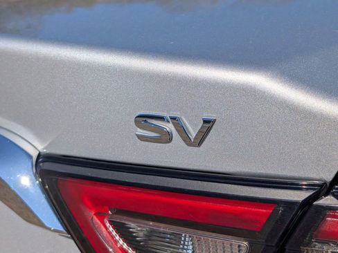 Used 2019 Nissan Maxima 3.5 SV w/ Floor Mat Group image 11