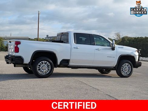 Used 2022 Chevrolet Silverado 2500 High Country w/ Safety Package II AWD/4WD image 2