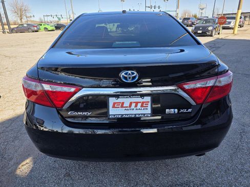 Used 2015 Toyota Camry XLE image 6