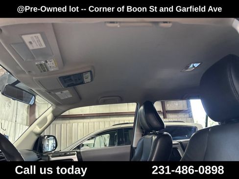 Used 2011 Toyota 4Runner Trail AWD/4WD image 12