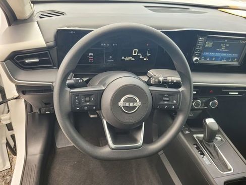 Certified 2025 Nissan Kicks S AWD/4WD image 30