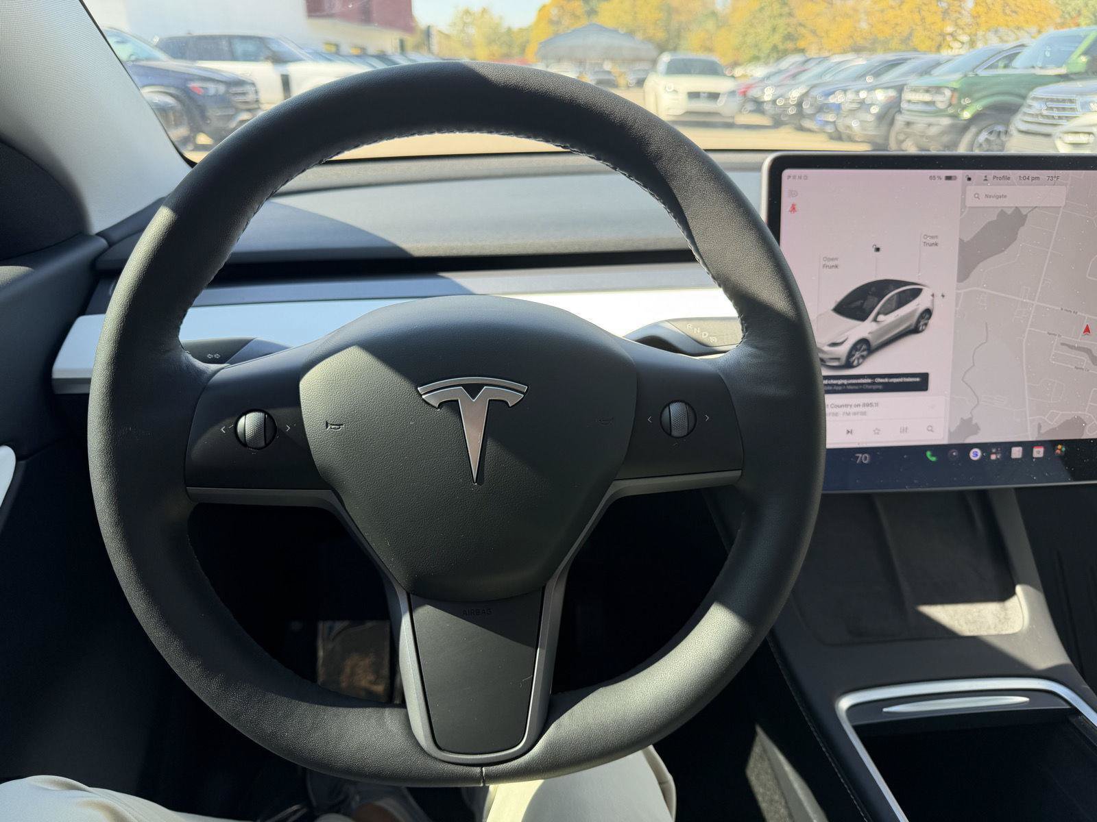 Used 2021 Tesla Model Y Long Range AWD/4WD image 13