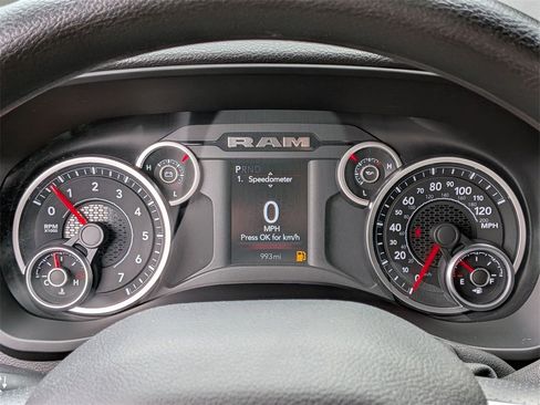 Used 2025 RAM 2500 Tradesman w/ Chrome Appearance Group image 14