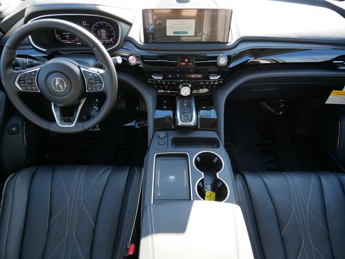 Used 2026 Acura MDX SH-AWD w/ Advance Package image 10
