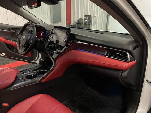 Used 2021 Toyota Camry XSE w/ Navigation Package image 42