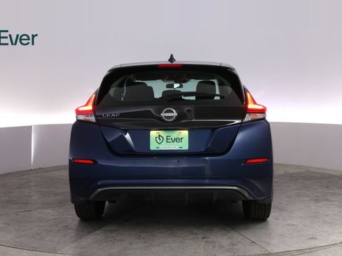 Used 2025 Nissan Leaf S FWD image 15