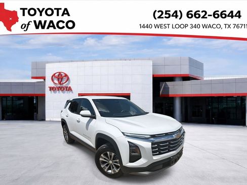 Used 2026 Chevrolet Equinox LT FWD image 1