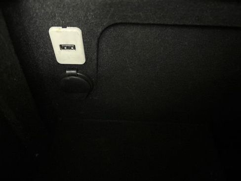 Used 2013 GMC Yukon SLT w/ SLT-2 Equipment Package image 50