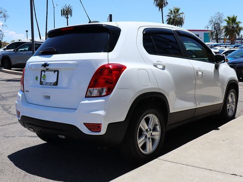 Used 2020 Chevrolet Trax LS FWD image 13