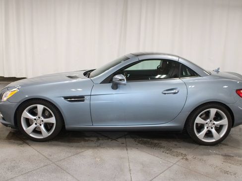 Used 2012 Mercedes-Benz SLK 350 image 6