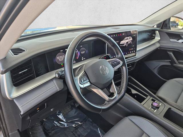 Used 2026 Volkswagen Tiguan SE FWD image 10