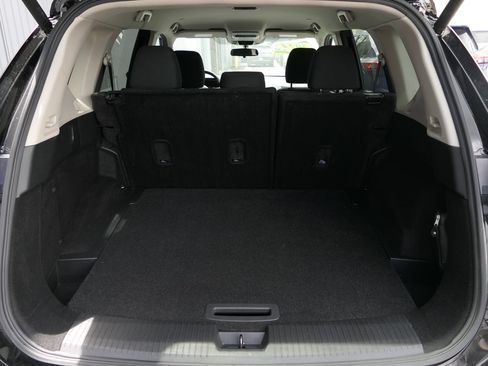 Used 2024 Nissan Rogue SV FWD image 19
