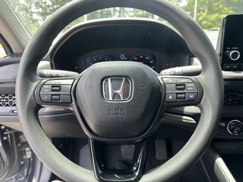 Used 2025 Honda Accord LX image 6