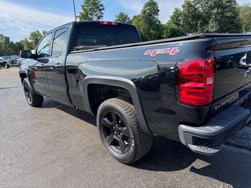 Used 2016 Chevrolet Silverado 1500 W/T w/ Black Out Edition AWD/4WD image 10