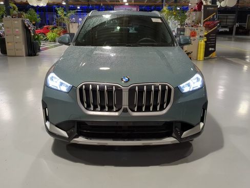 Used 2026 BMW X1 xDrive28i AWD/4WD image 3