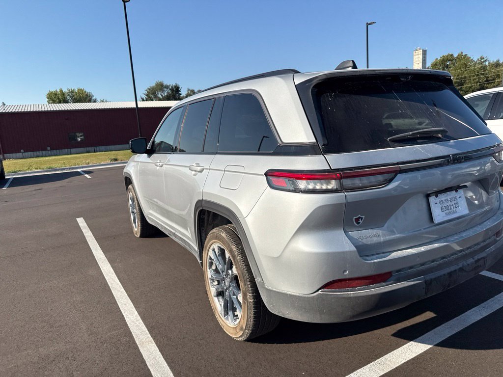 Used 2026 Jeep Grand Cherokee Limited AWD/4WD image 36