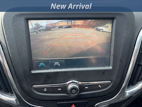 Used 2018 Chevrolet Equinox LT image 7