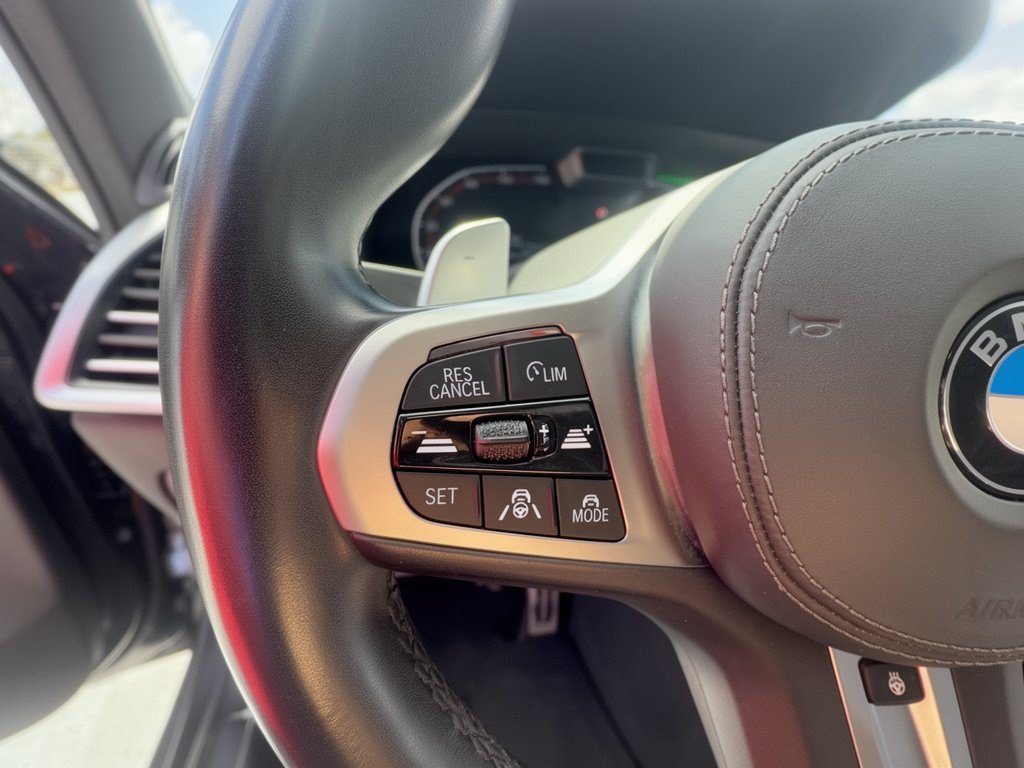 Used 2019 BMW X7 xDrive50i w/ M Sport Package AWD/4WD image 18