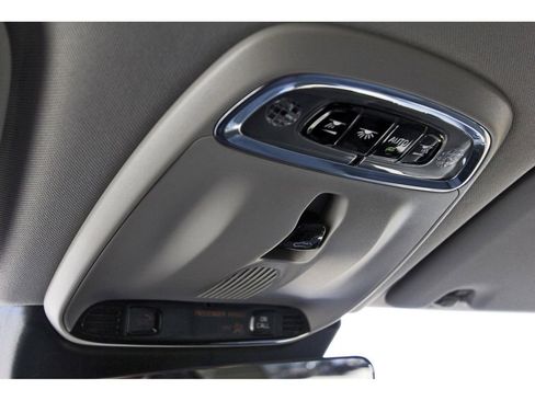 Used 2020 Volvo XC60 T6 Inscription w/ Protection Package Premier image 24