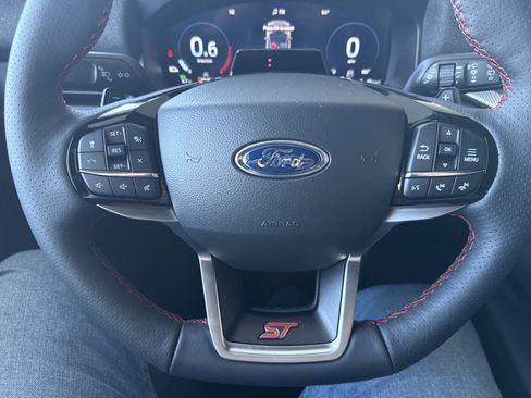 New 2026 Ford Explorer ST image 32