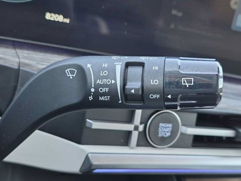 Certified 2025 Hyundai Santa Fe Limited FWD image 27