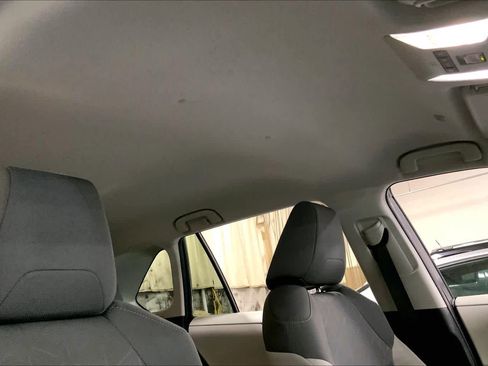 Used 2025 Toyota RAV4 XLE image 14