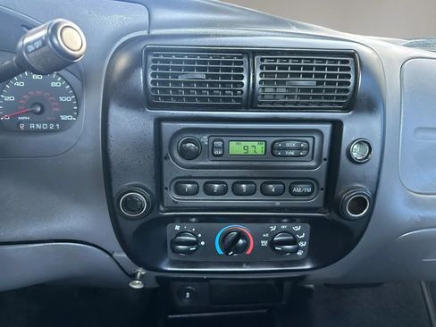 Used 2010 Ford Ranger XL RWD image 4