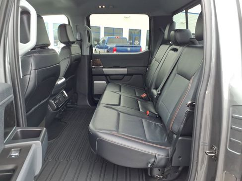 Used 2022 Ford F150 Lariat w/ Equipment Group 502A High image 11