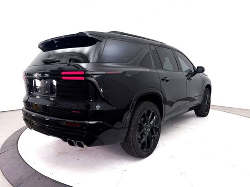 Used 2024 Chevrolet Traverse RS AWD/4WD image 19