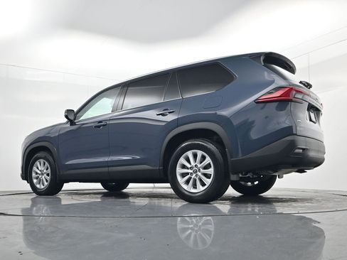 Used 2026 Toyota Grand Highlander XLE image 50