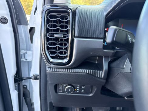 Used 2024 Ford Ranger XLT w/ Equipment Group 301A High image 9