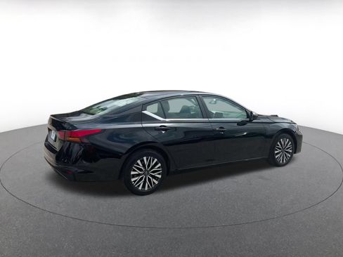 Used 2026 Nissan Altima 2.5 SV FWD image 12