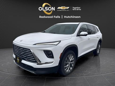 Used 2025 Buick Enclave Preferred image 1