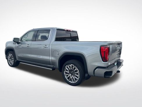 Used 2025 GMC Sierra 1500 Denali Ultimate AWD/4WD image 5