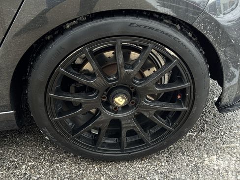 Used 2013 Volkswagen Golf R 4-Door image 31