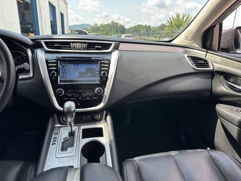 Used 2018 Nissan Murano SL w/ Midnight Edition Package FWD image 18
