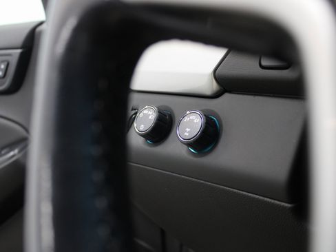 Used 2019 Chevrolet Tahoe LS image 31