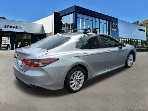 Used 2024 Toyota Camry LE FWD image 4