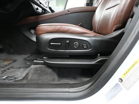 Used 2020 Buick Enclave Avenir w/ Avenir Technology Package image 26