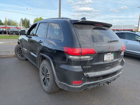 Used 2021 Jeep Grand Cherokee Trailhawk AWD/4WD image 4