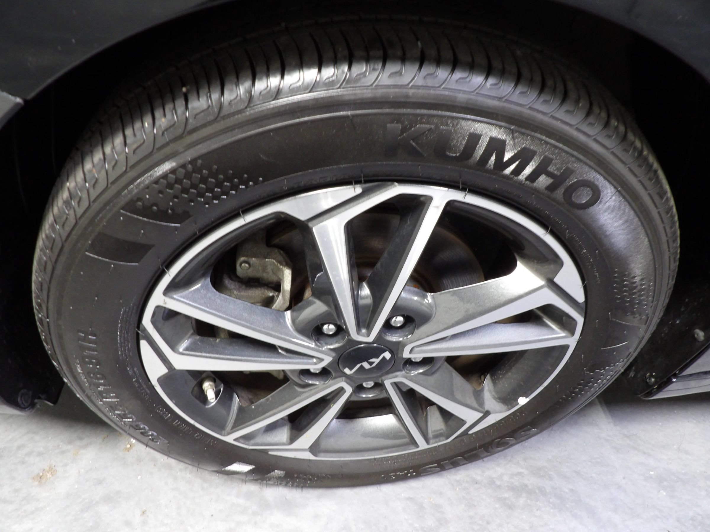 Used 2023 Kia Forte LXS FWD image 20