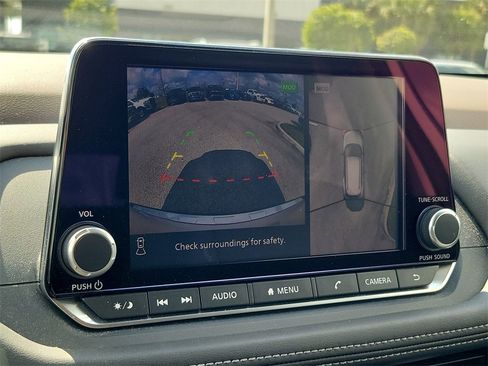 Certified 2021 Nissan Rogue SL image 32