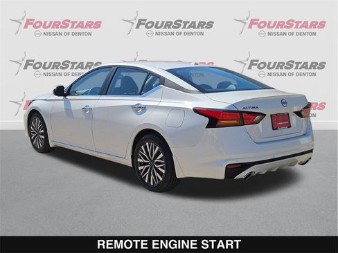 New 2025 Nissan Altima 2.5 SV image 7