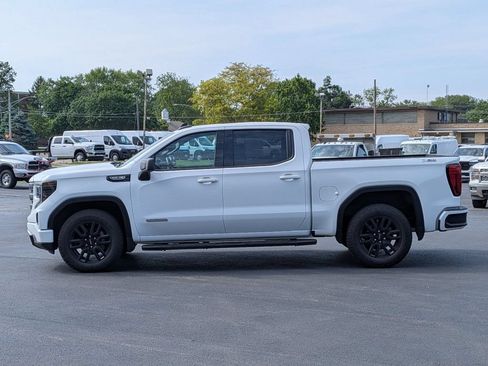 Used 2024 GMC Sierra 1500 Elevation w/ Preferred Package AWD/4WD image 4