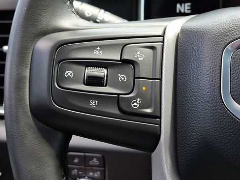 Used 2024 GMC Sierra 2500 Denali w/ Technology Package AWD/4WD image 21