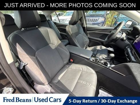 Used 2025 Toyota Camry XLE w/ Premium Plus Package AWD/4WD image 14