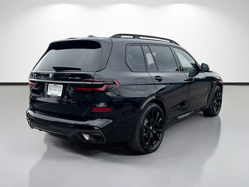 New 2026 BMW X7 xDrive40i w/ M Sport Package image 3
