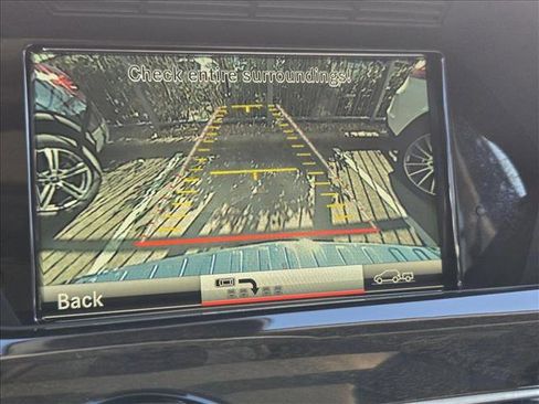 Used 2015 Mercedes-Benz GLK 350 4MATIC image 11